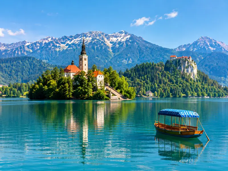 EAST EUROPE - Melodious Eastern Europe